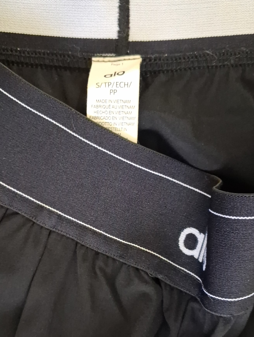 ALO Yoga Black Wide-Leg Women's Suit Up Trousers - Picture 2 of 4